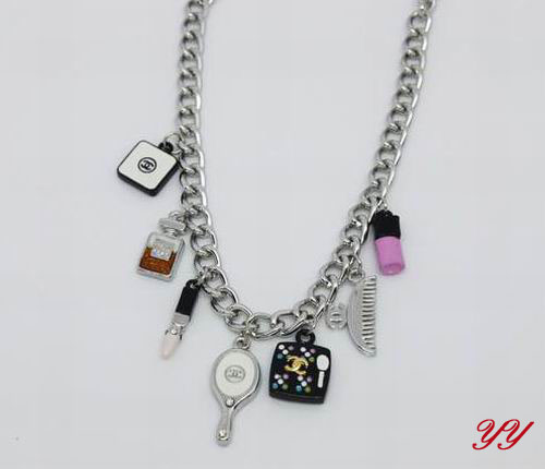 Collana Chanel Modello 51